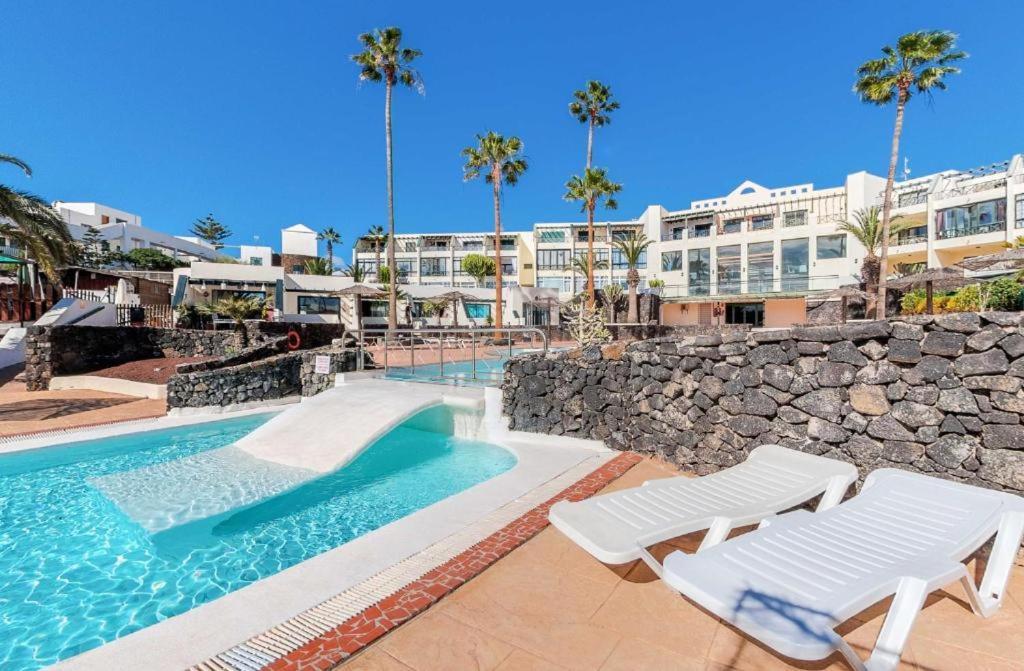 Apartamento Casa Aguamarin Playa Roca Costa Teguise Exterior foto